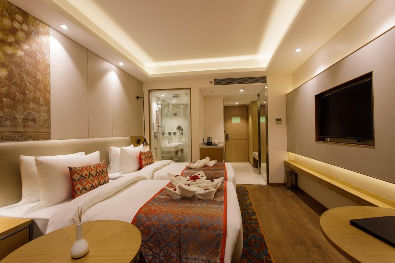 Sayaji Jamnagar Hotel ภายนอก รูปภาพ